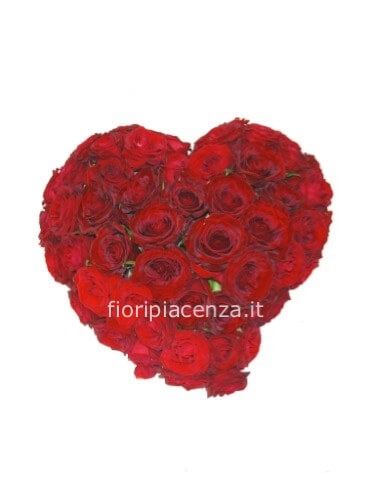 Cuore con rose colore rosso